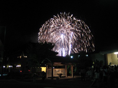 雨でも花火は上がります 城崎温泉 ときわ別館 公式サイト