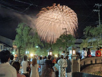 27日から平日毎晩夢花火 城崎温泉 ときわ別館 公式サイト