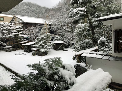 2月6日の中庭風景 城崎温泉 ときわ別館 公式サイト 2月6日の中庭風景 城崎温泉 ときわ別館 公式サイト