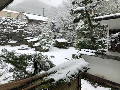 2月16日の中庭風景 城崎温泉 ときわ別館 公式サイト